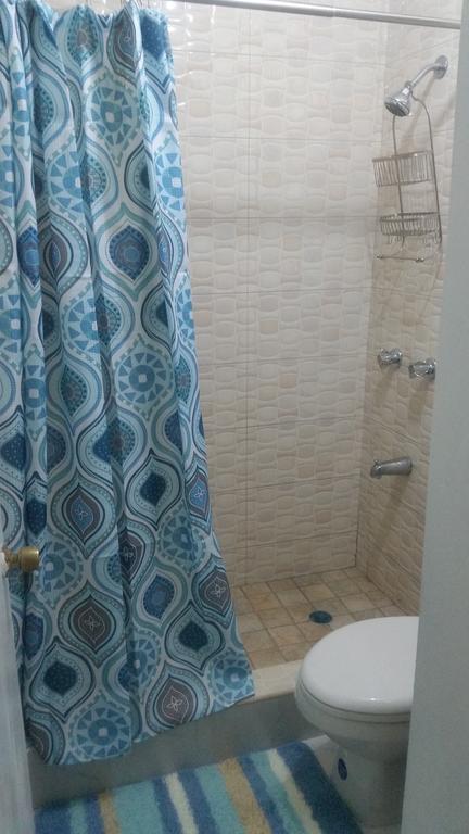 קינגסטון Malia'S New Kgn Apartment מראה חיצוני תמונה